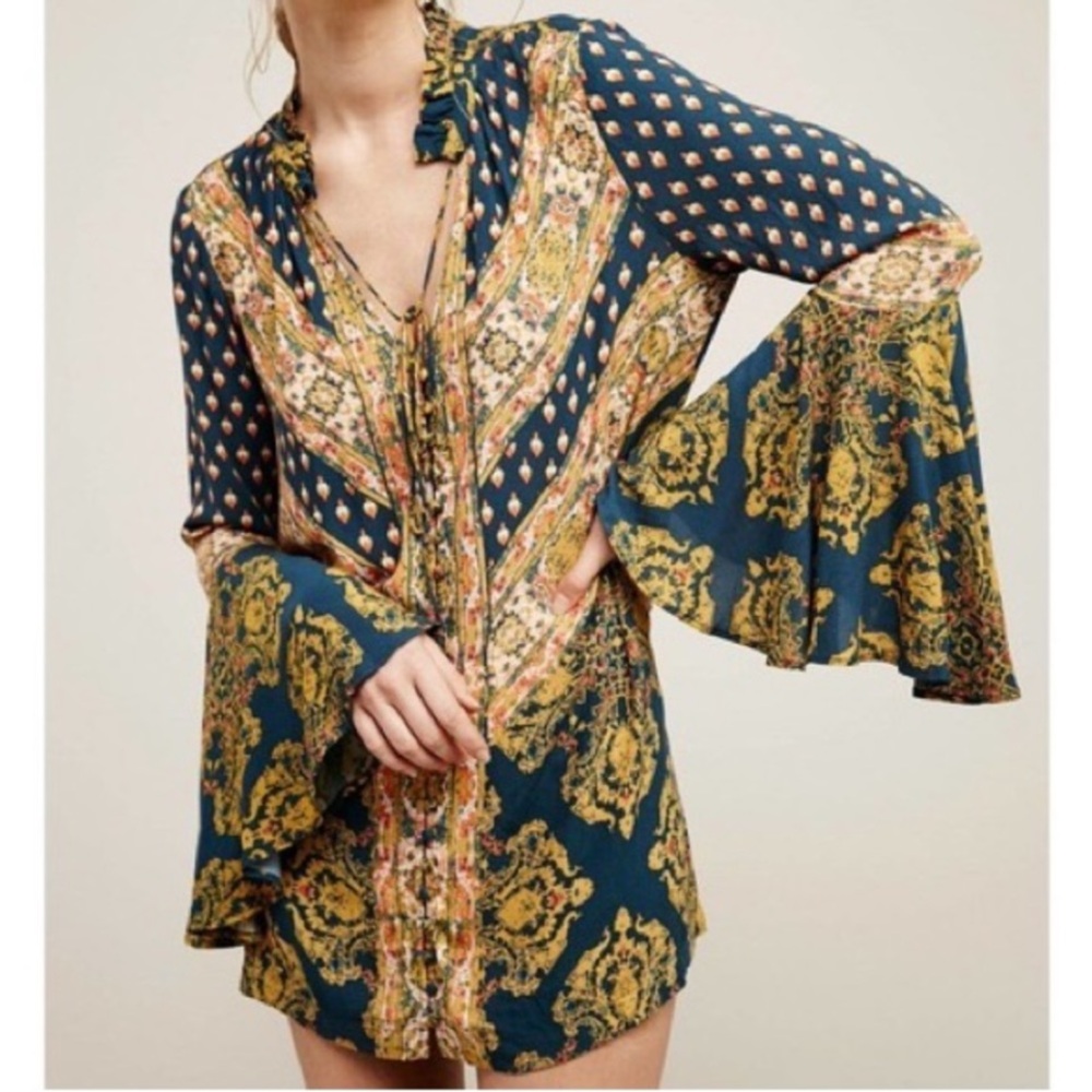 Free People Bohemian Flare Sleeve Blouse multi color‎ size XS TP